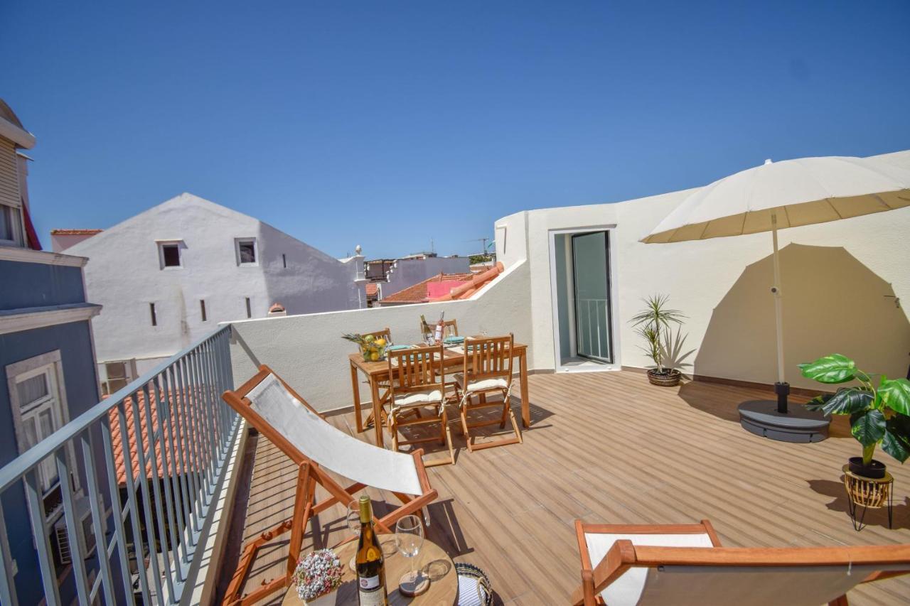 & Stylish 2 Bedroom W/ Balcony Appartement Cascais