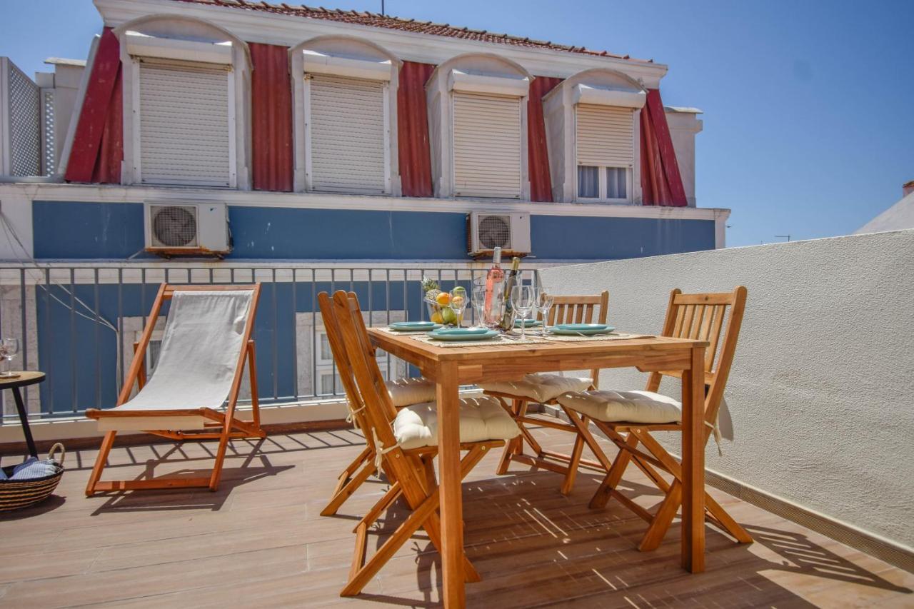 Appartement & Stylish 2 Bedroom W/ Balcony