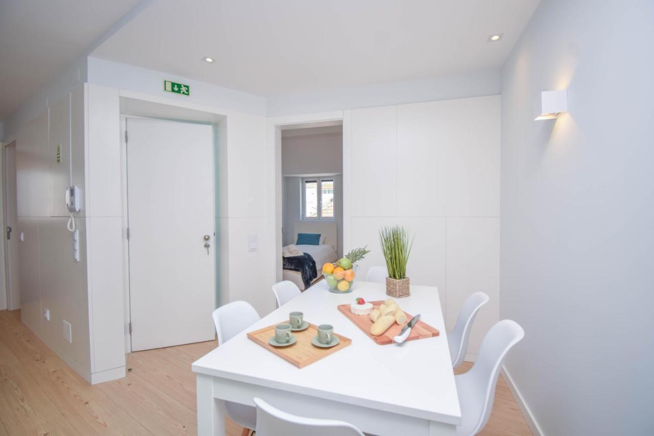 & Stylish 2 Bedroom W/ Balcony Appartement Cascais